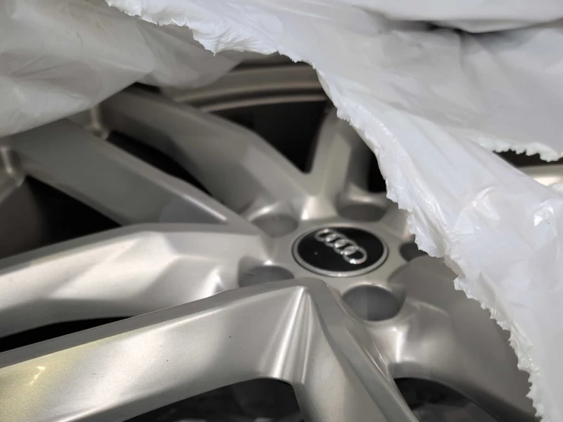 Audi Q7 * Technik * CARFAX * БЕЗ ПЪРВОНАЧАЛНА ВНОСКА, снимка 10 - Автомобили и джипове - 53049748