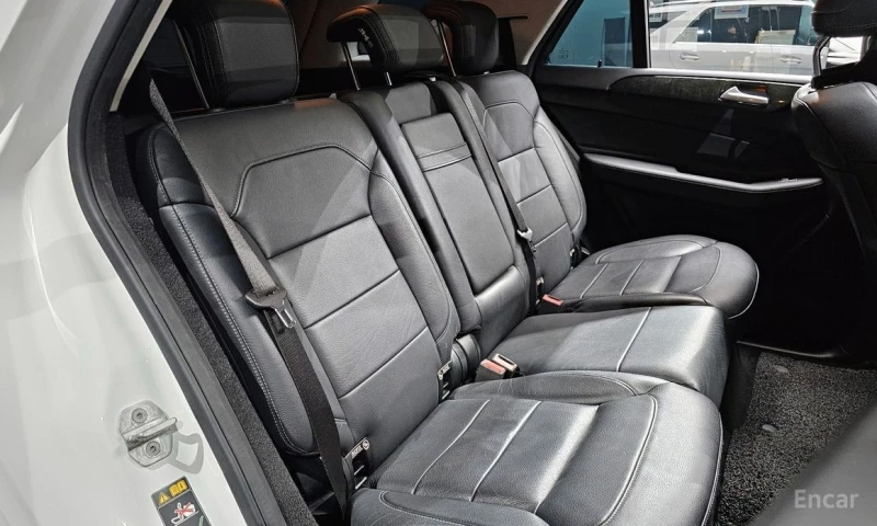 Mercedes-Benz GLE 350, снимка 12 - Автомобили и джипове - 53239669