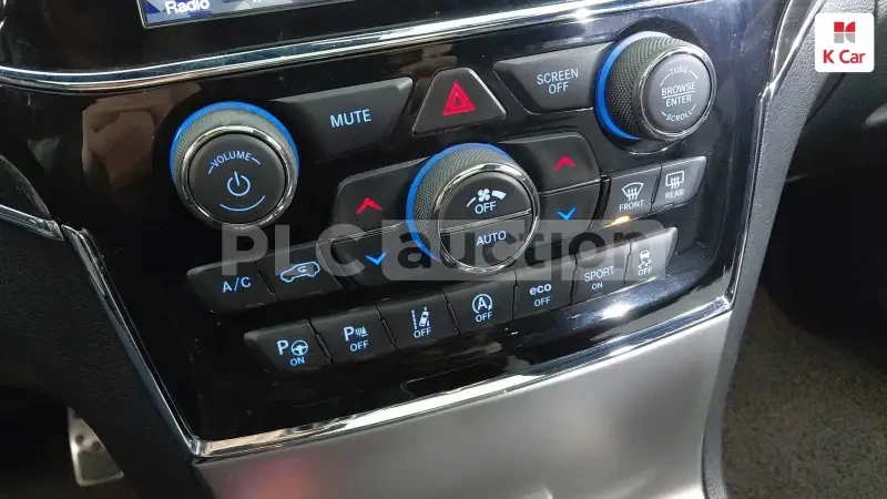 Jeep Grand cherokee 3.6 AWD | DISTRONIC | LANE | ОБДУХВАНЕ | ТЕХНОТЕСТ, снимка 13 - Автомобили и джипове - 54229603