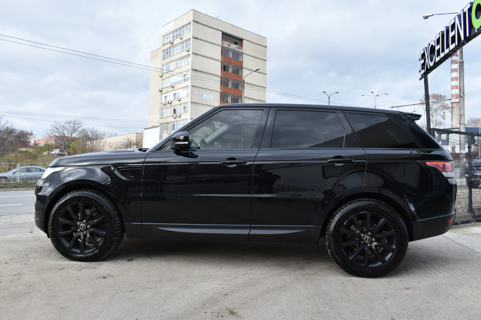 Land Rover Range Rover Sport 3.0D* EXCLUSIV* SUPER SELECT - изображение 2