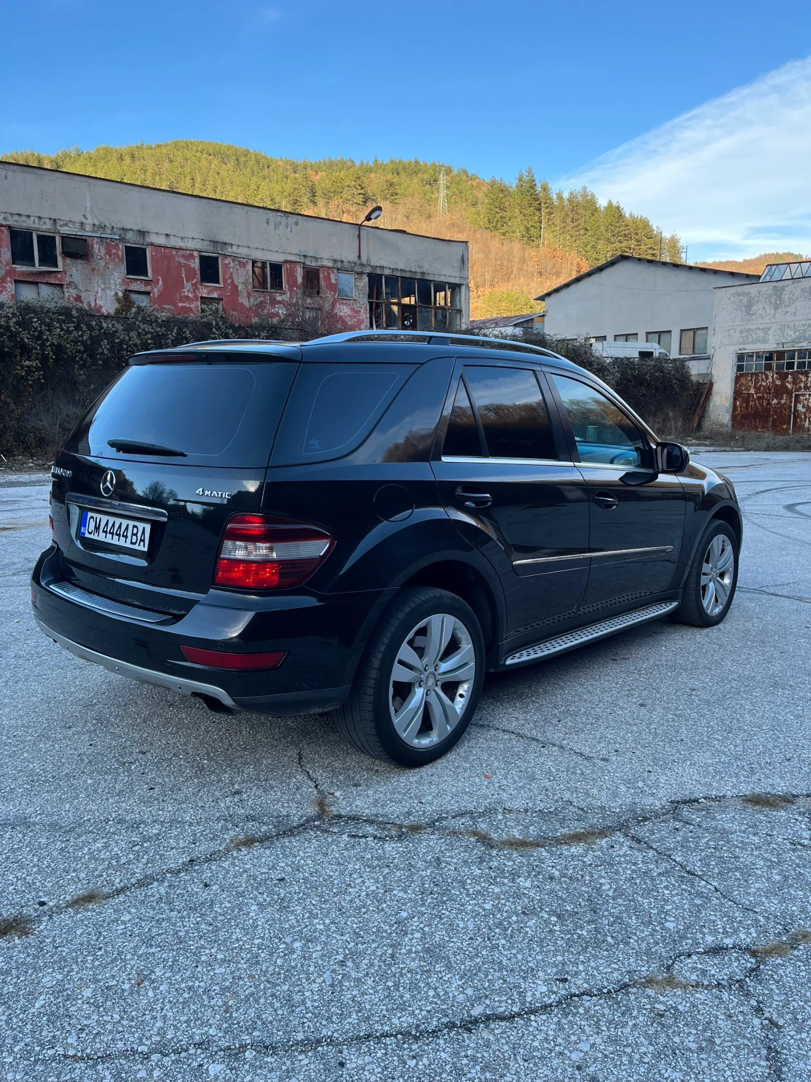 Mercedes-Benz ML 350  - изображение 4