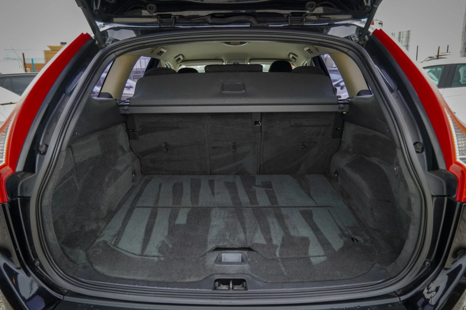 Volvo XC60 2.4D        | Mobile.bg   12