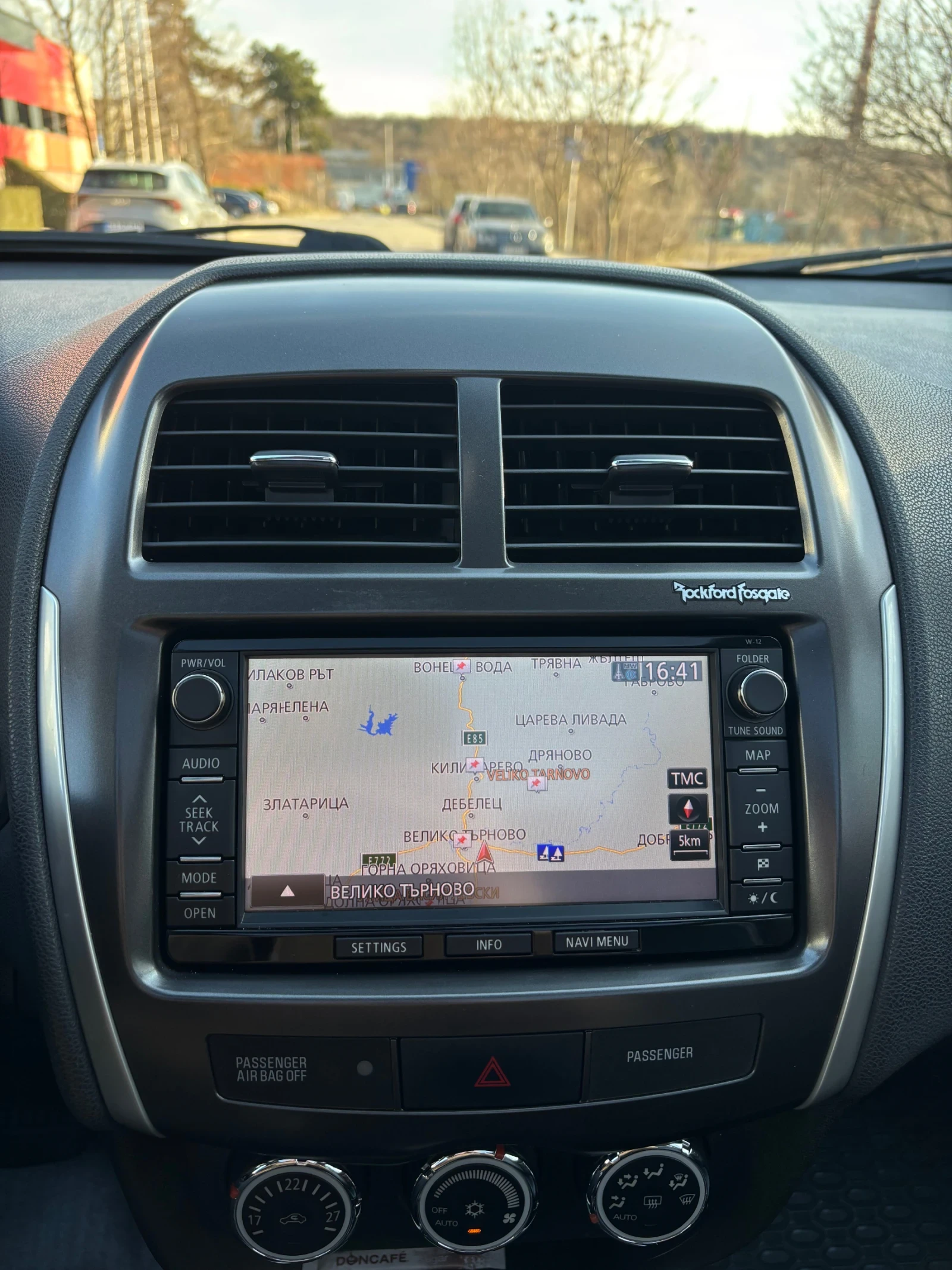 Mitsubishi ASX 2.2 DI-D, снимка 13 - Автомобили и джипове - 53803336