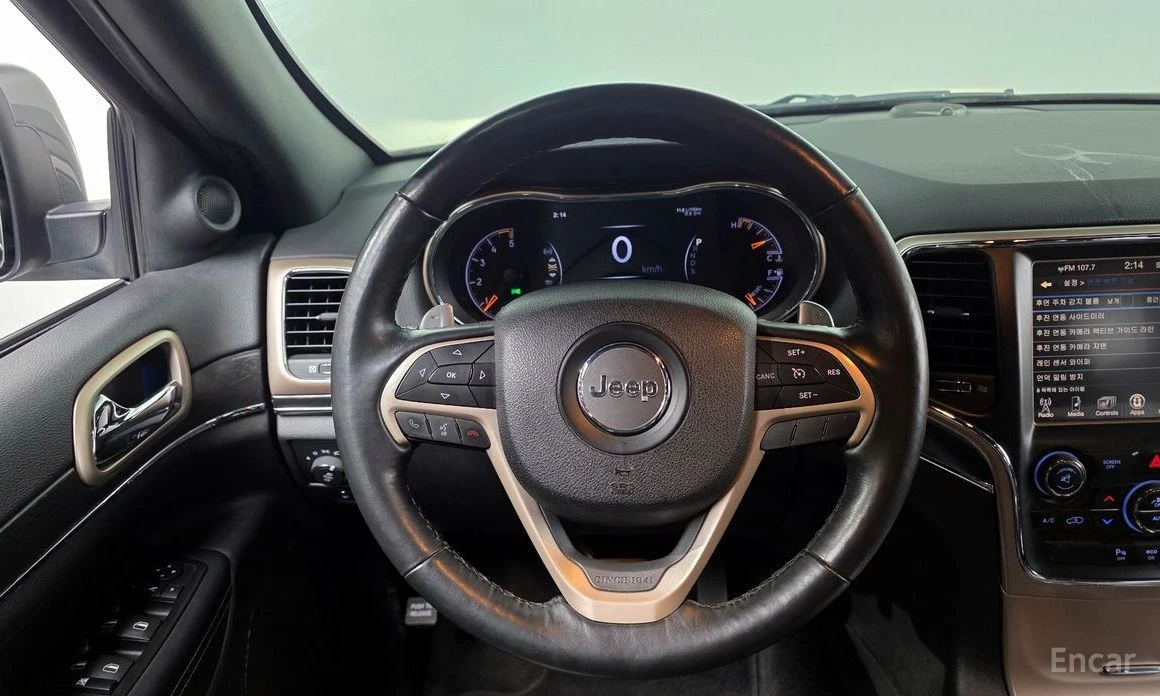 Jeep Grand Wagoneer, снимка 13 - Автомобили и джипове - 53884314