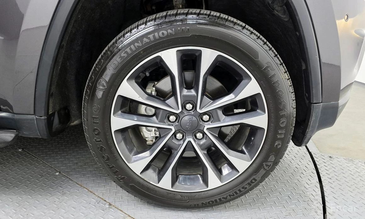 Jeep Grand Wagoneer, снимка 5 - Автомобили и джипове - 53884314