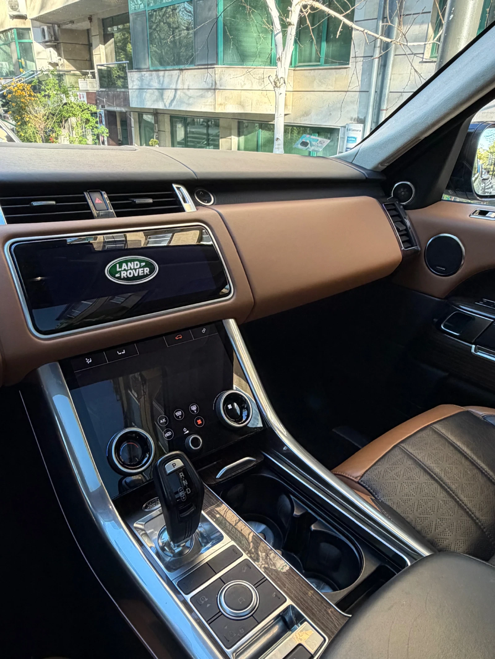 Land Rover Range Rover Sport Autobiography, снимка 6 - Автомобили и джипове - 54247833