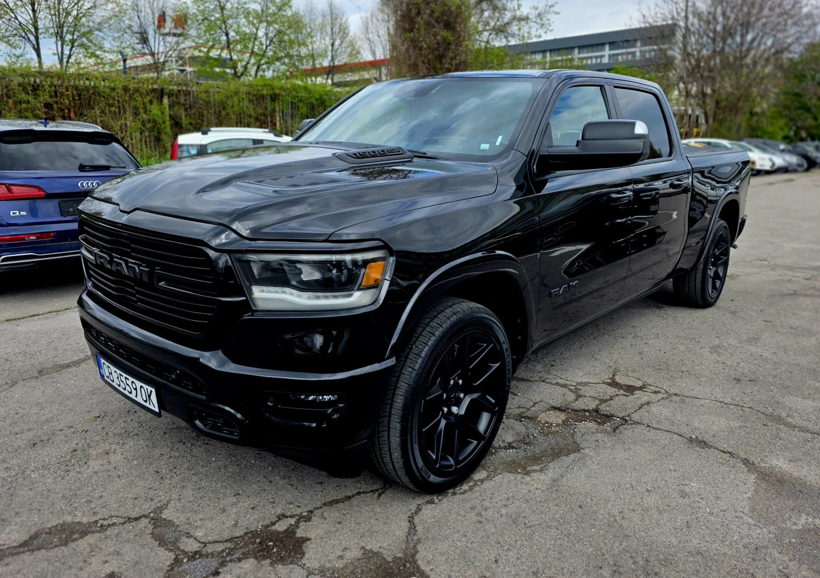 Dodge RAM 1500 5.7 LARAMIE 