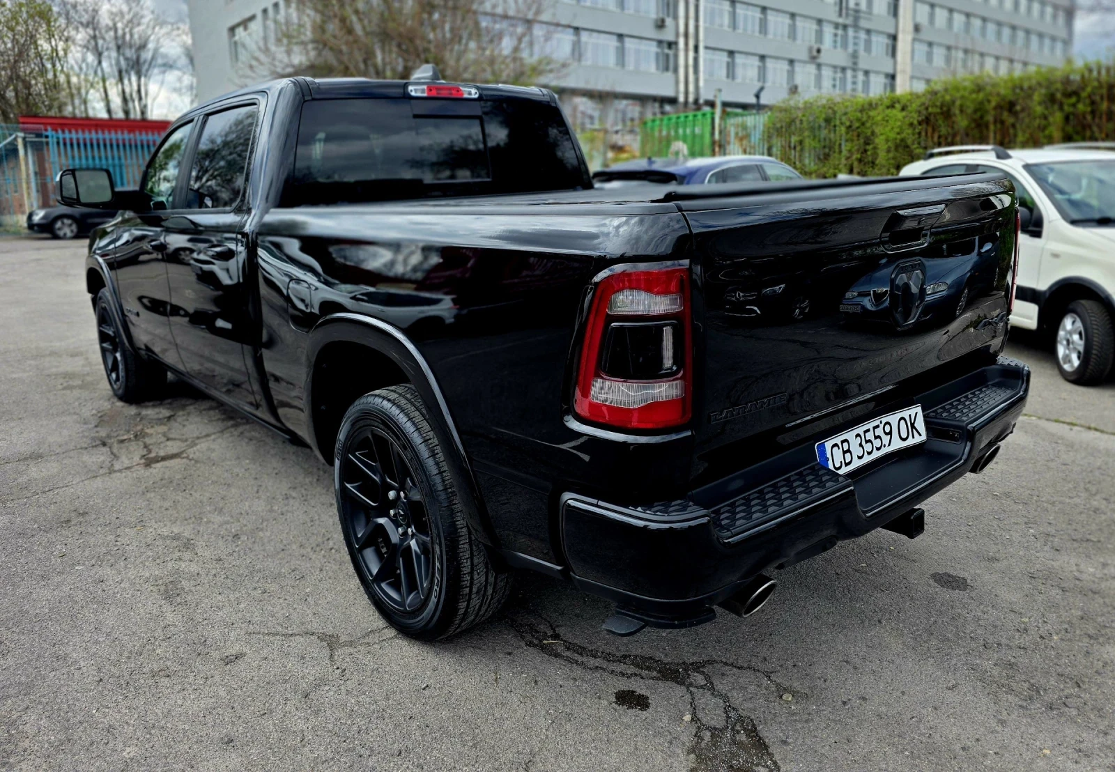 Dodge RAM 1500 5.7 LARAMIE , снимка 5 - Автомобили и джипове - 54348268