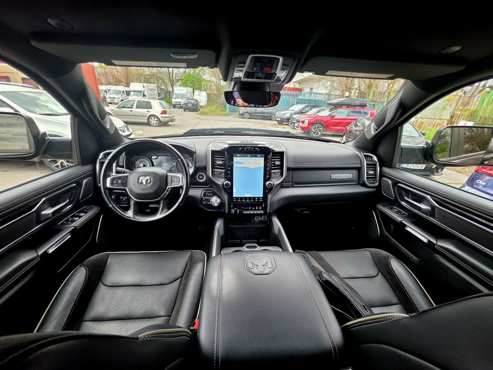 Dodge RAM 1500 5.7 LARAMIE , снимка 17 - Автомобили и джипове - 54348268