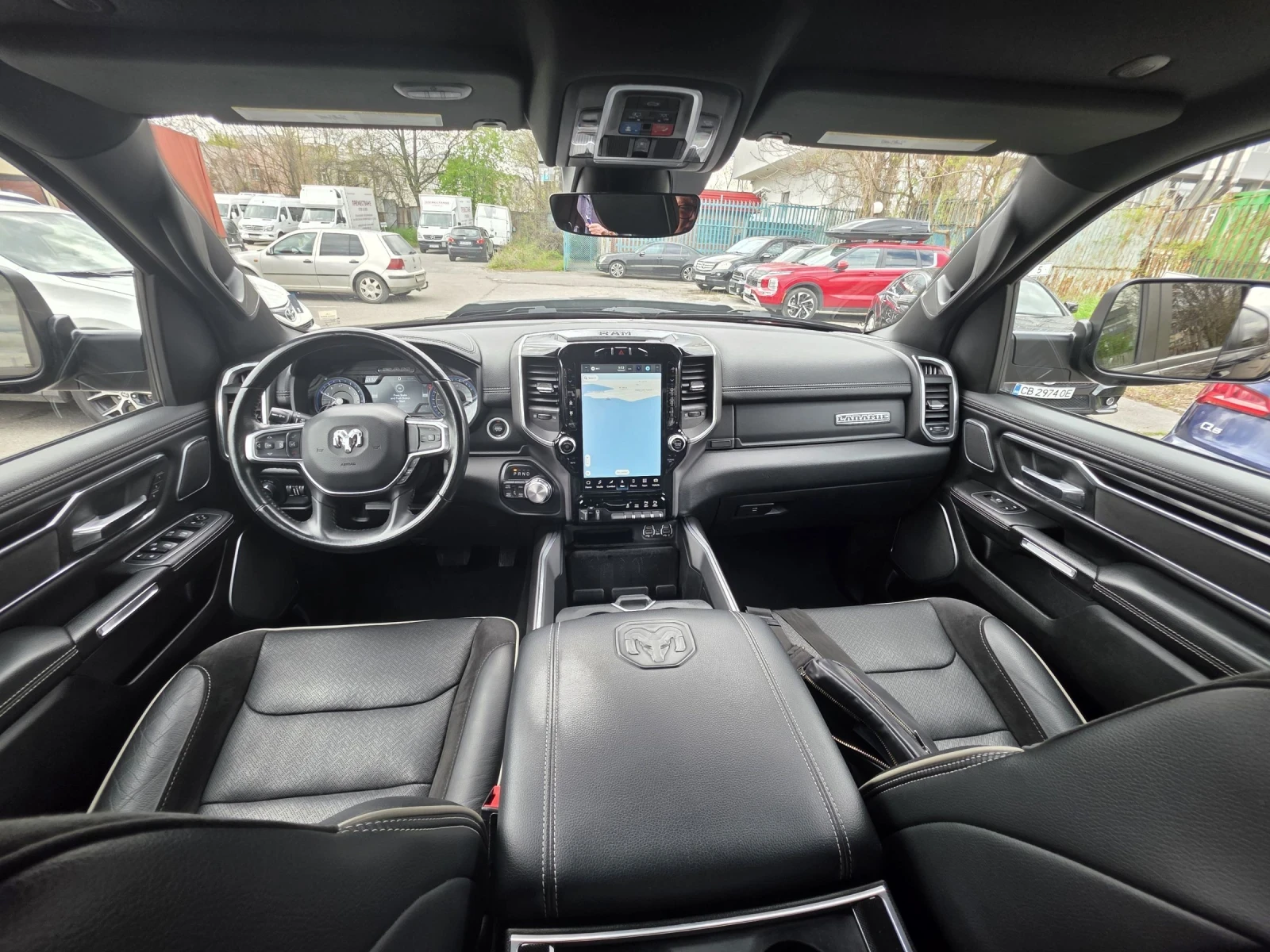 Dodge RAM 1500 5.7 LARAMIE , снимка 9 - Автомобили и джипове - 54348268