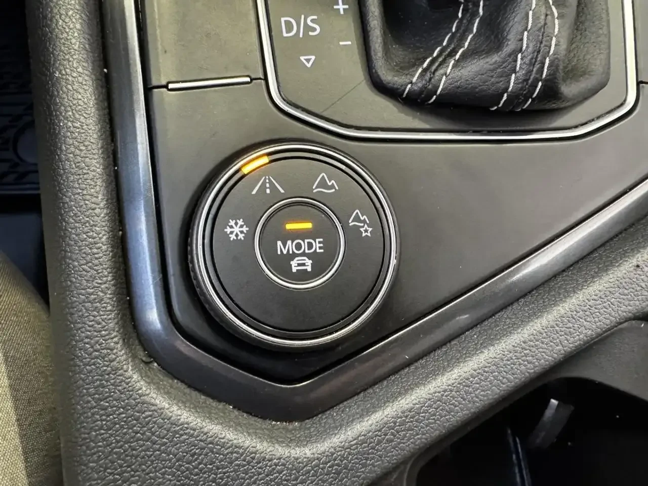 VW Tiguan Highline, снимка 17 - Автомобили и джипове - 55379321