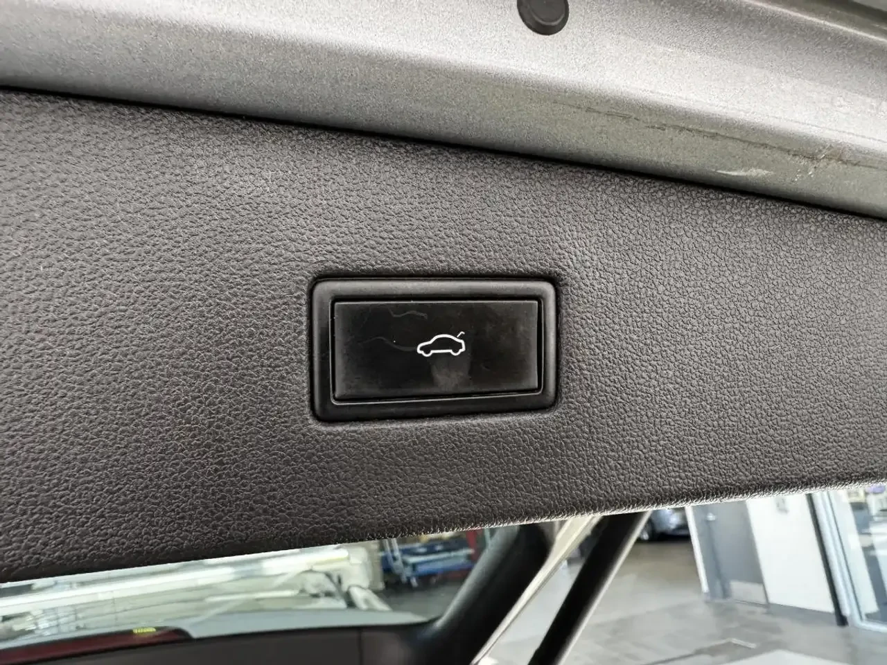 VW Tiguan Highline, снимка 10 - Автомобили и джипове - 55379321