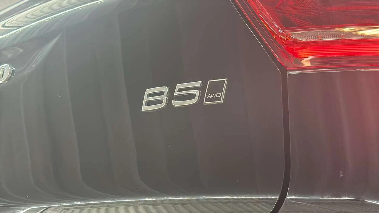 Volvo XC40 Core| CPO with unlimited kms| Wireless charging| 3 | Mobile.bg � ����������� 7