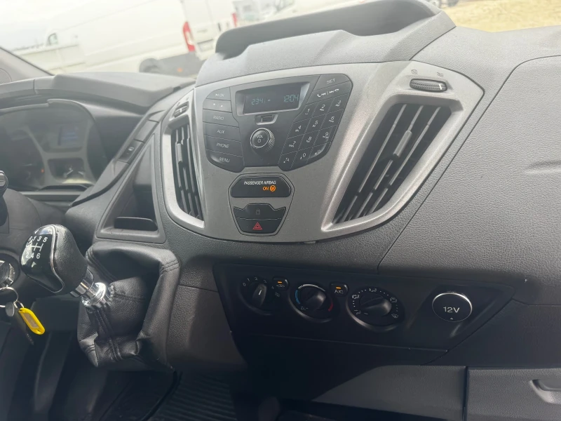 Ford Transit Custom, снимка 11 - Бусове и автобуси - 52500716