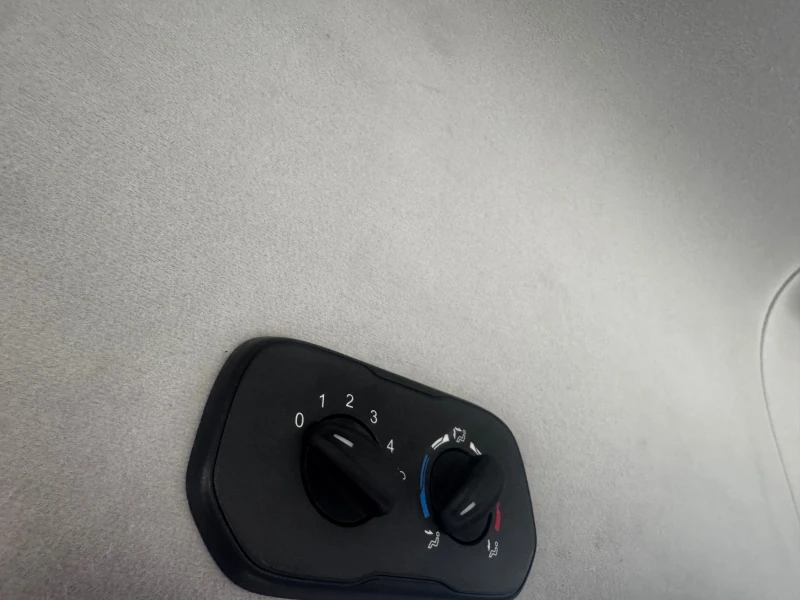 Ford Transit Custom, снимка 12 - Бусове и автобуси - 52500716