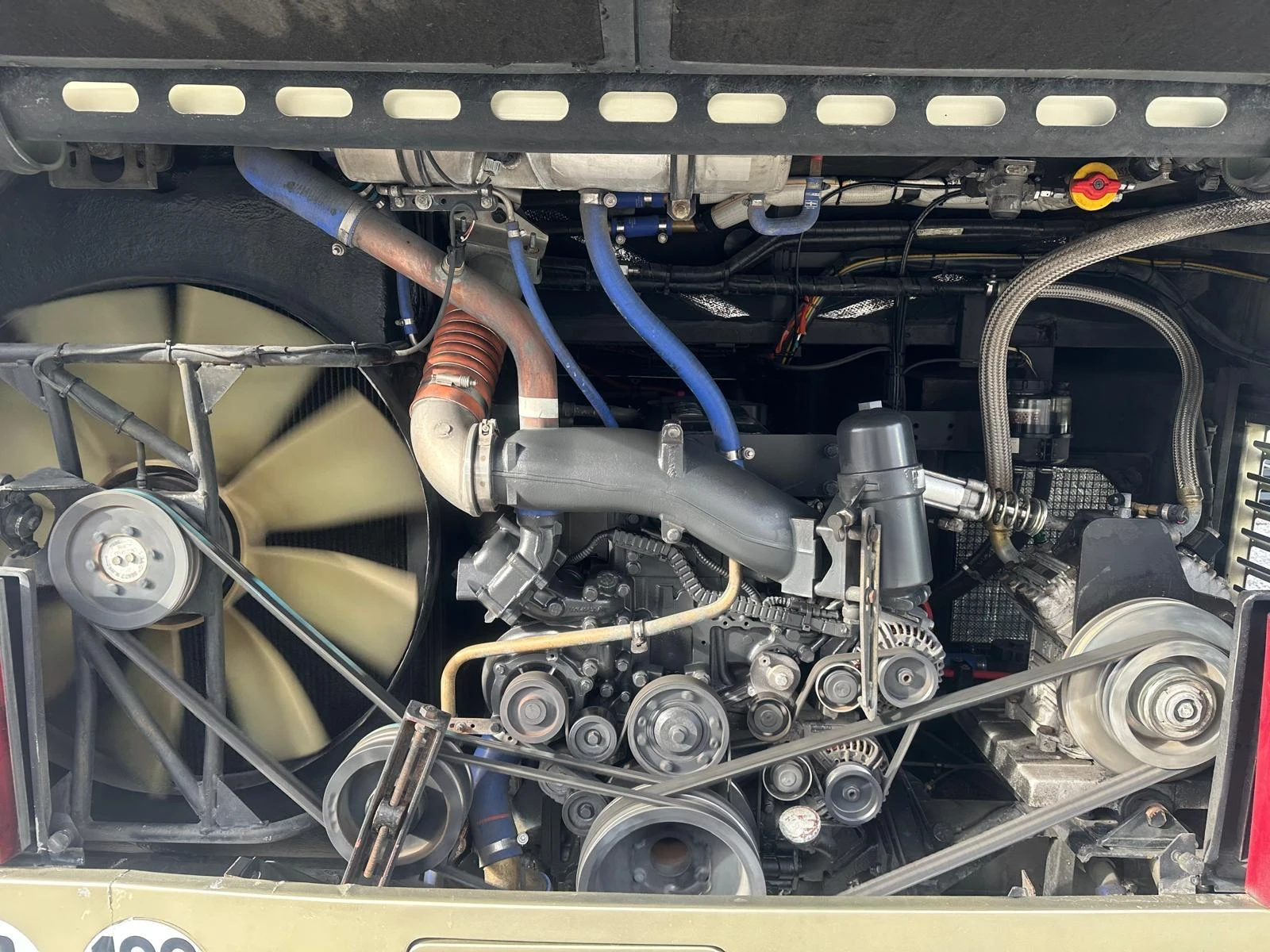 Vanhool Acron 915 Acron, снимка 16 - Бусове и автобуси - 54359454