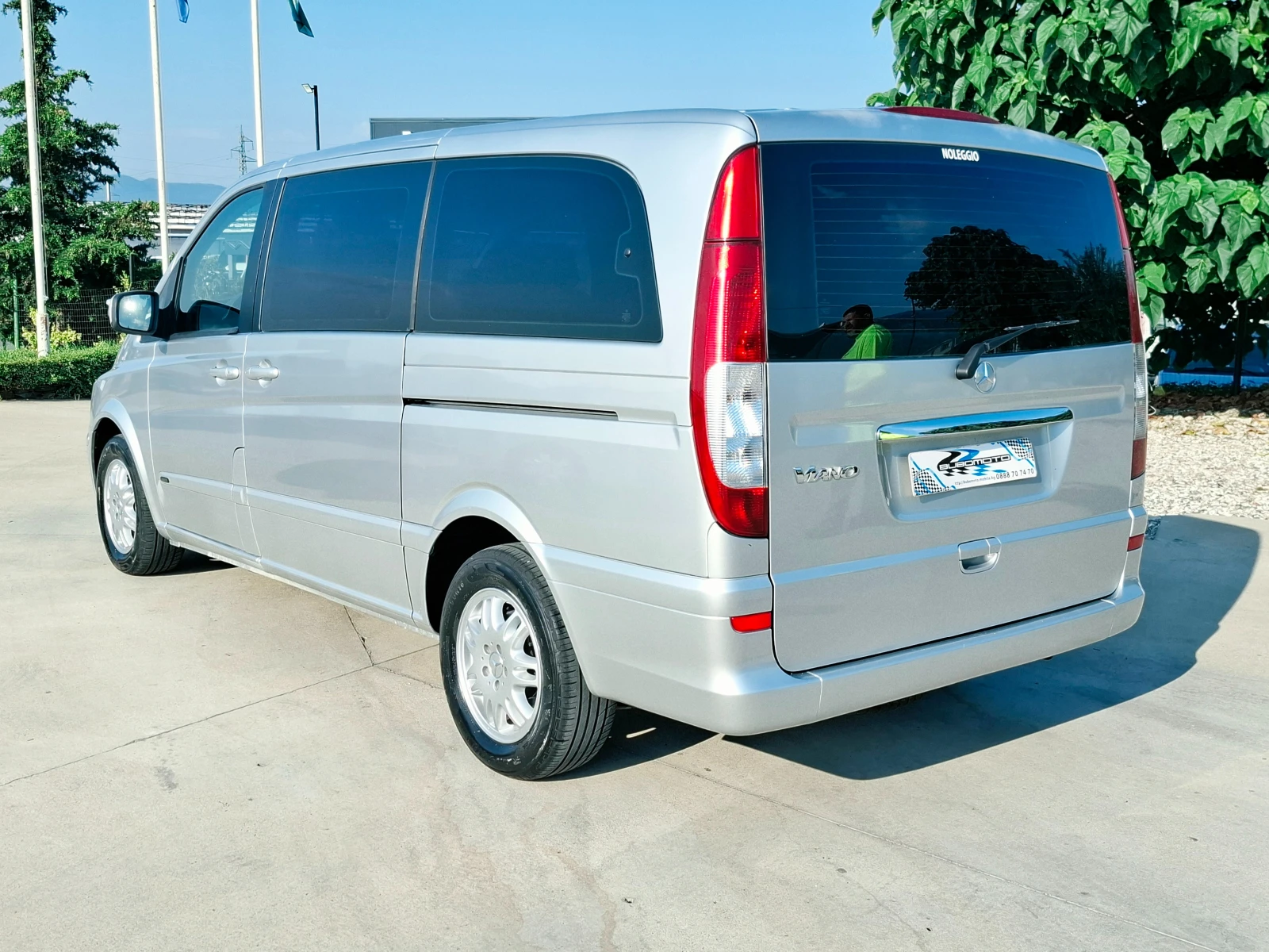 Mercedes-Benz Viano 115CDI/Ambiente/Клима/Кожа/Италия, снимка 2 - Бусове и автобуси - 55345416