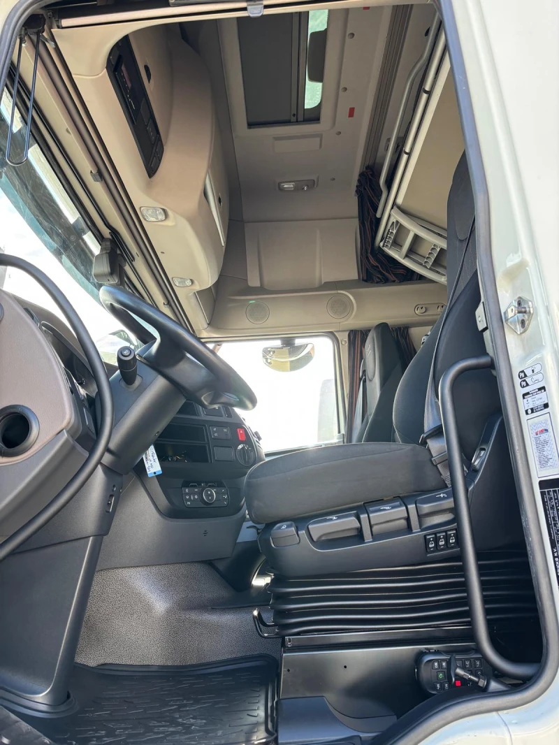 Daf XF XF 480 SSC 6 Нови гуми, XM-6 Fuel Pre Filter, снимка 9 - Камиони - 52495031