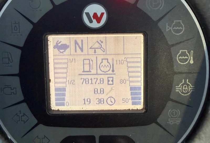 Телескопичен товарач Weidemann T6027, снимка 11 - Селскостопанска техника - 52393321