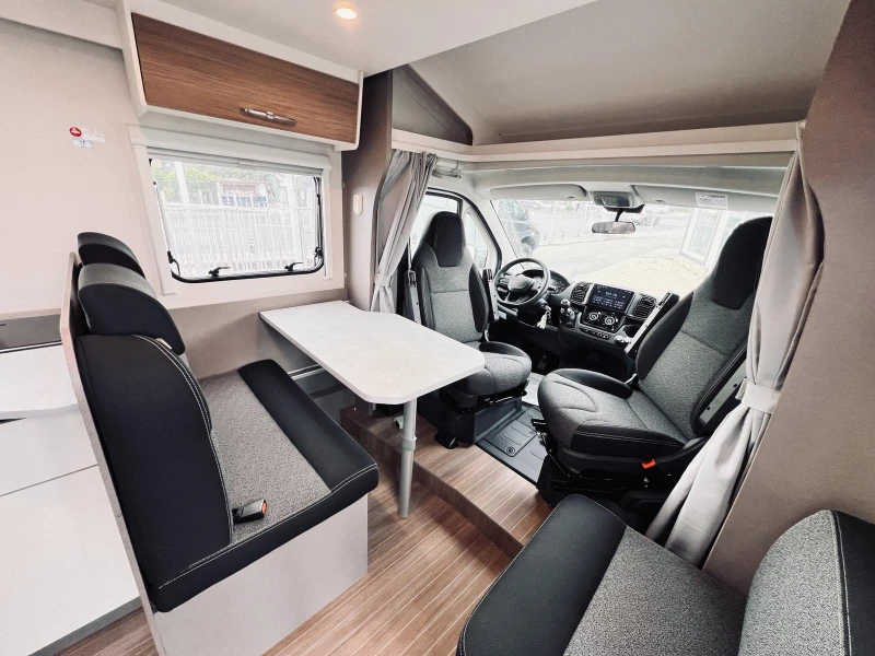 Кемпер HYMER / ERIBA Etrusco T69SB KЛИМАТИК WEBASTO СОЛАР , снимка 7 - Каравани и кемпери - 50292560