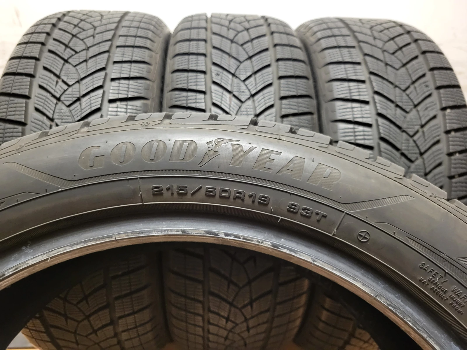 ���� 215/50R19 | Mobile.bg � ����������� 9