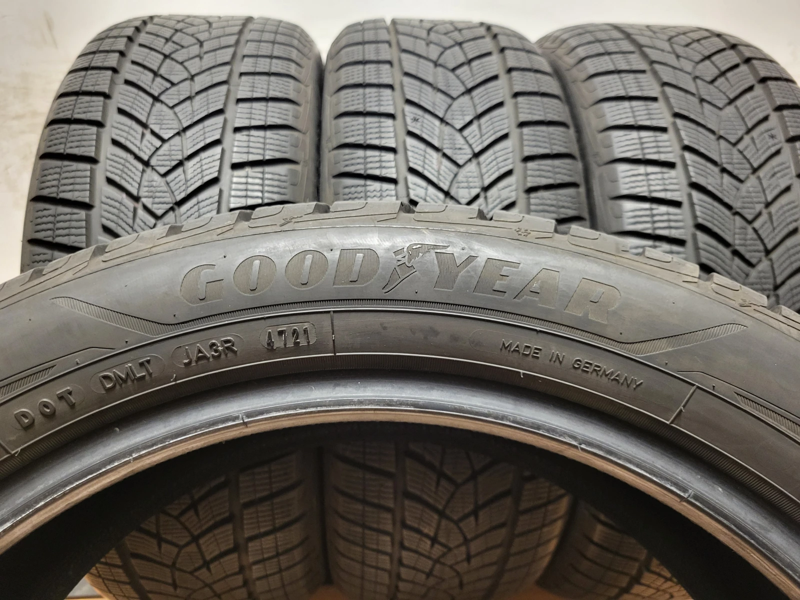 ���� 215/50R19 | Mobile.bg � ����������� 11