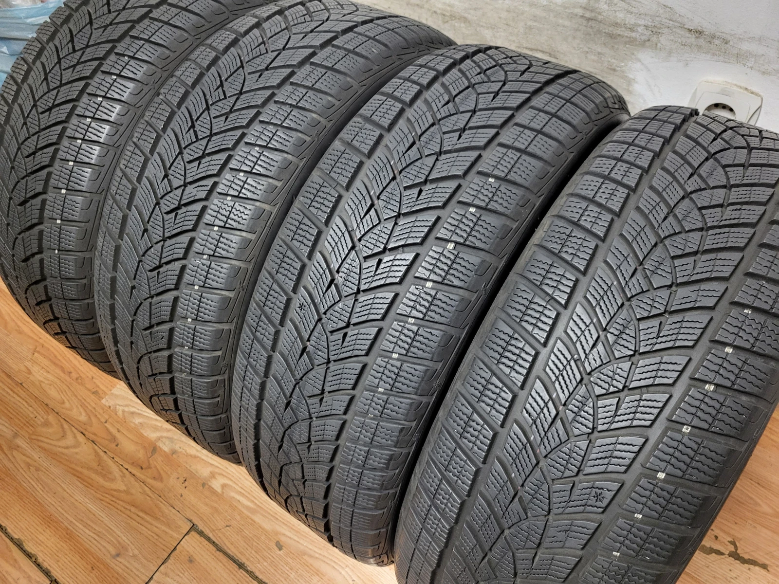 ���� 215/50R19 | Mobile.bg � ����������� 6