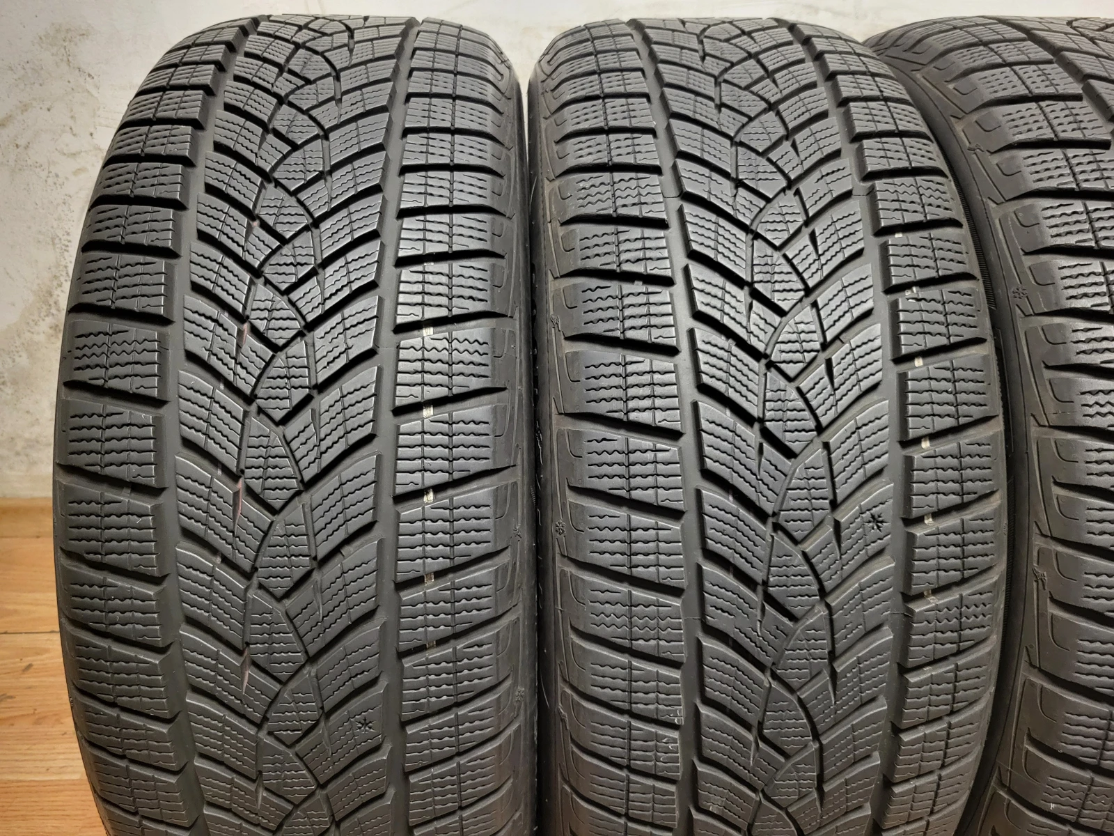 ���� 215/50R19 | Mobile.bg � ����������� 2