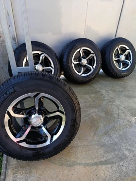 ���� � ������ 235/70R16 | Mobile.bg � ����� ������ 2
