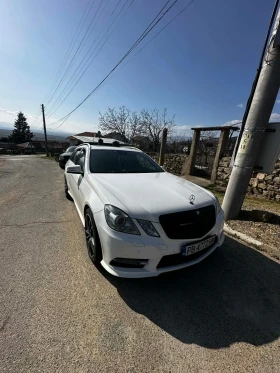 Mercedes-Benz E 350 4matik, снимка 2