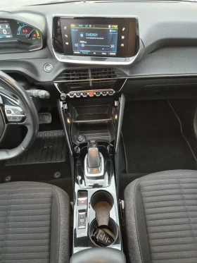 Peugeot 208 е, снимка 8