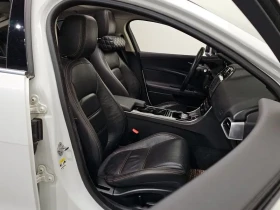 Jaguar XE 20T Prestige, снимка 12