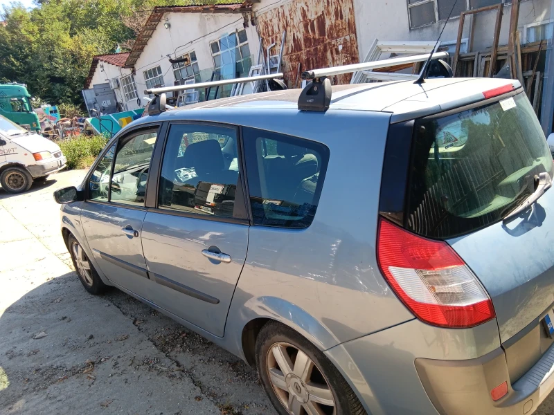 Renault Grand scenic, снимка 3 - Автомобили и джипове - 47356193