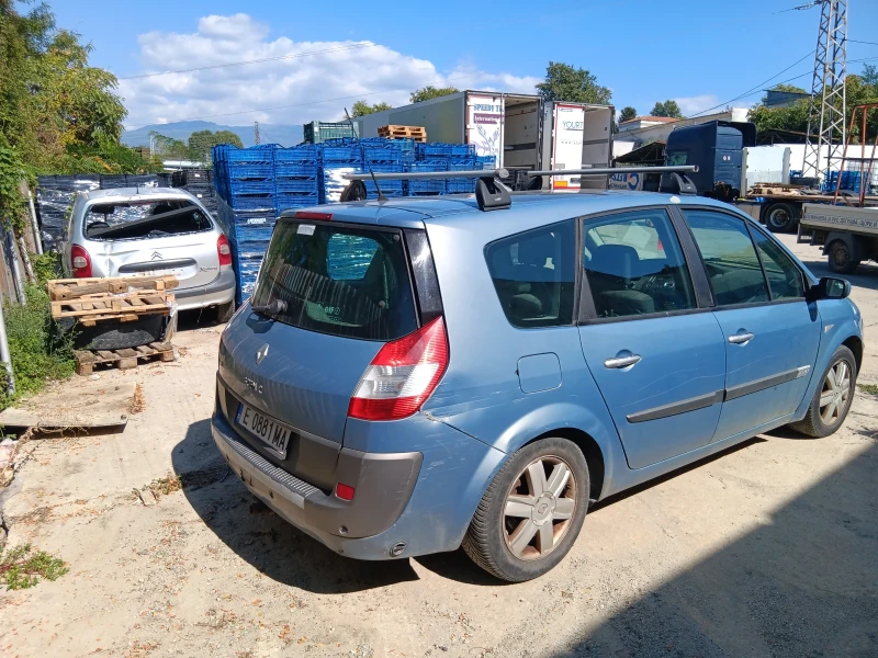 Renault Grand scenic, снимка 4 - Автомобили и джипове - 47356193