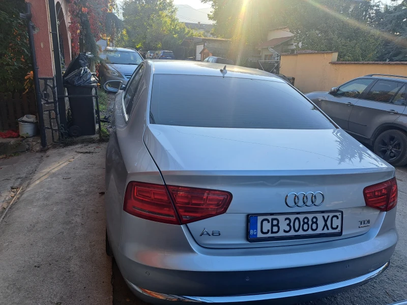 Audi A8, снимка 4 - Автомобили и джипове - 47643946