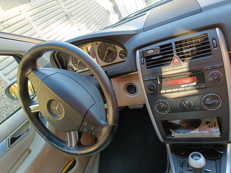 Mercedes-Benz B 200, снимка 4 - Автомобили и джипове - 47804054