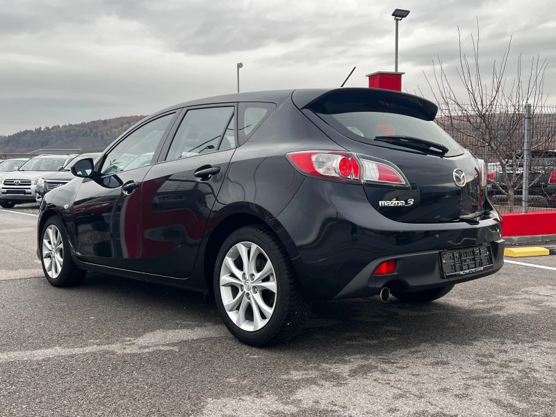 Mazda 3 2.0i Exclusive-Line Keyless Go Климатроник Парктро, снимка 6 - Автомобили и джипове - 48251829