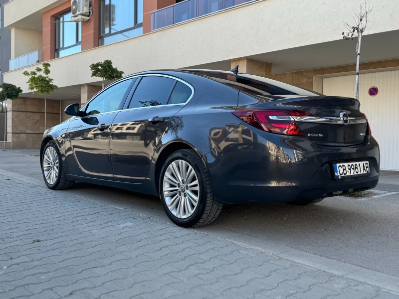 Opel Insignia, снимка 3 - Автомобили и джипове - 51744409