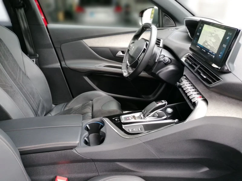 Peugeot 3008 GT/181HP/CAM/MEMO/NAVI/LED/KLESS/CPLAY/335g, снимка 10 - Автомобили и джипове - 51745283