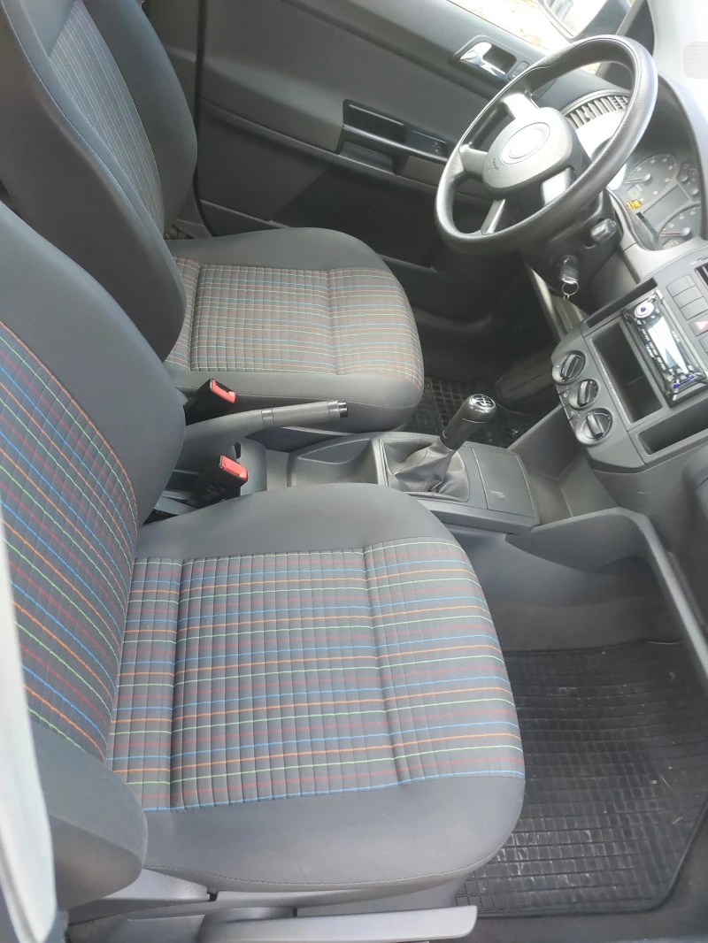 VW Polo, снимка 6 - Автомобили и джипове - 52588183
