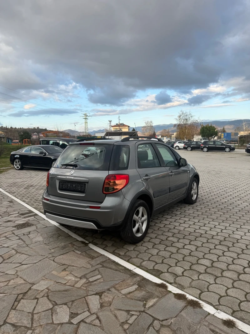 Suzuki SX4, снимка 5 - Автомобили и джипове - 52704710