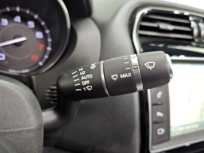 Jaguar XE 20T Prestige, снимка 16 - Автомобили и джипове - 55948217