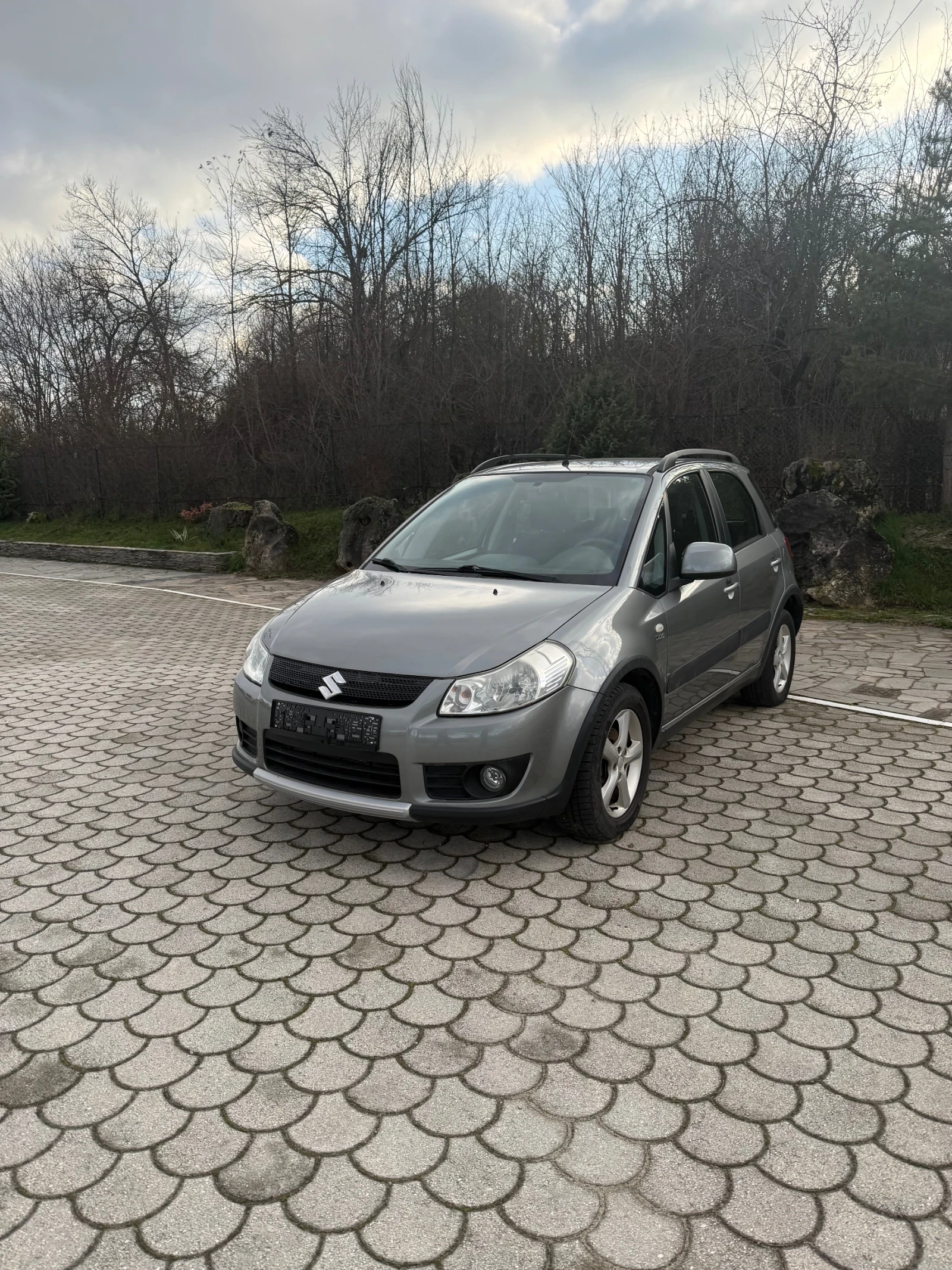 Suzuki SX4, снимка 1