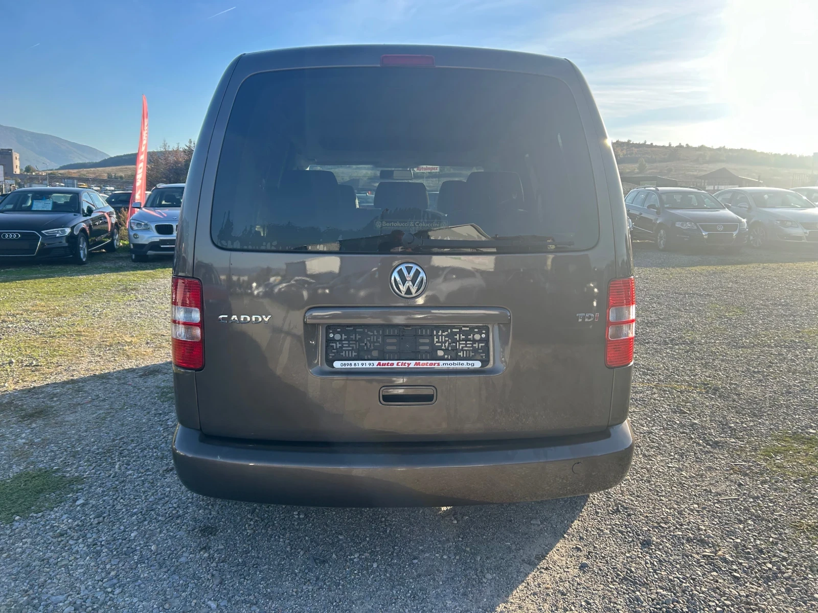 VW Caddy euro5  - изображение 7