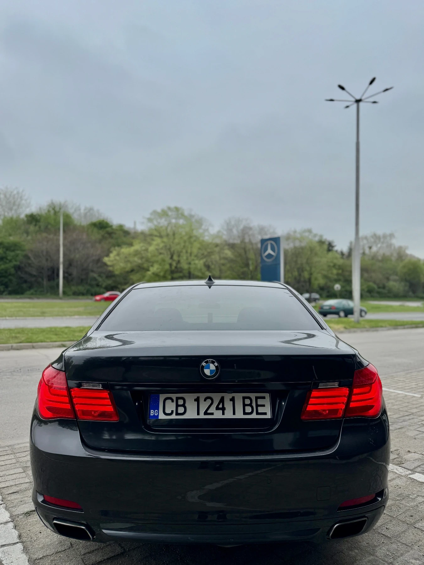 BMW 740 xDrive Подгрев* Дистроник* Вакум* Хед Ъп* Обслужен - изображение 7