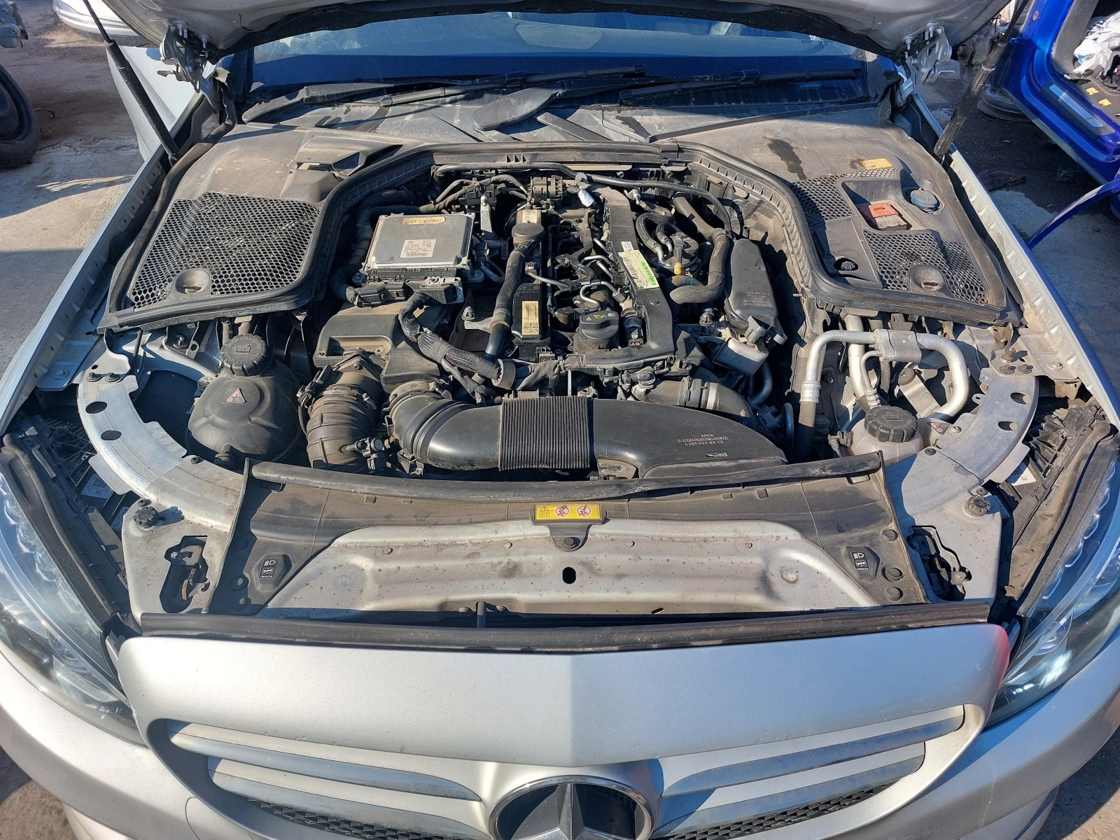 Mercedes-Benz C 220 d W205 AMG Панорама | Mobile.bg — изображение 17