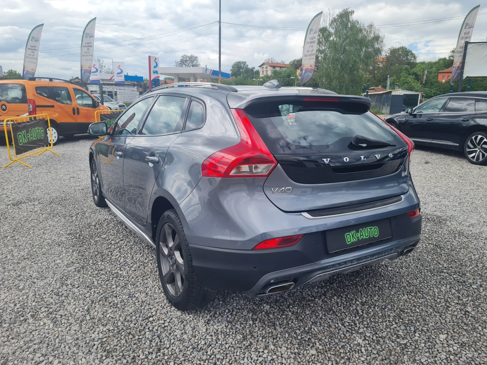 Volvo V40 Cross Country 2.0-d4!!AUTOMATIC!!8Speed!!190h.p!!132000км!! - изображение 4