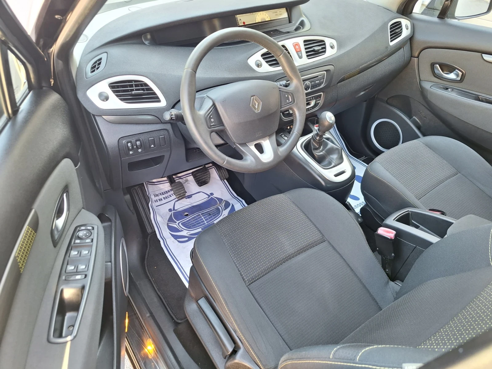 Renault Scenic X-MODE 1, 4 131к.с. 147х.км. ОБСЛУЖЕНА - изображение 9