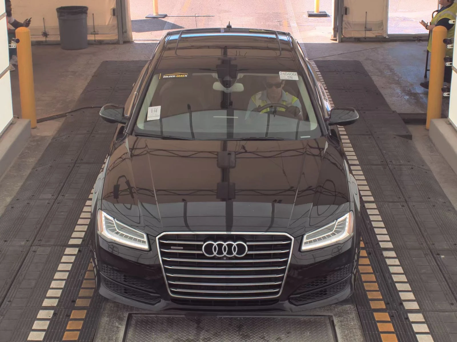 Audi A8 LONG* MATRIX* ОБДУХ* МАСАЖ* HEADUP* 360* BOSE* PAN - изображение 2