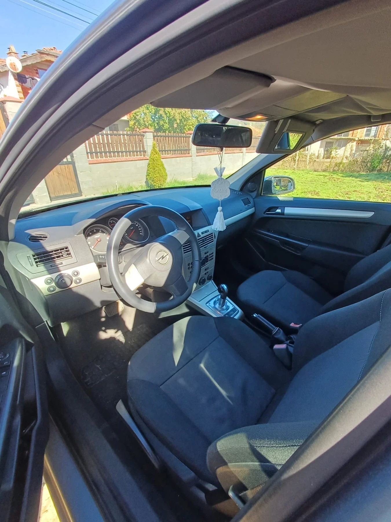 Opel Astra 1.6 - изображение 5